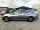 Used 2023 Nissan Altima 2.5 SV image 2
