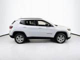 Used 2022 Jeep Compass Latitude image 4