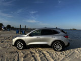 Used 2020 Ford Escape SE image 4