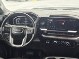 Used 2023 GMC Sierra 1500 SLT image 2