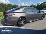Used 2022 Toyota Camry SE image 3