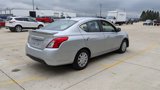 Used 2019 Nissan Versa SV image 3