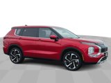 Used 2024 Mitsubishi Outlander SE Black Edition image 2