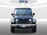 Used 2015 Jeep Wrangler Unlimited Rubicon w/ Connectivity Group image 2