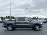 Used 2022 RAM 1500 4x4 Crew Cab image 2