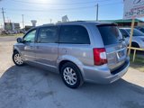 Used 2013 Chrysler Town & Country Touring image 4