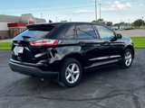 Used 2024 Ford Edge SE image 3