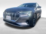 Used 2022 Audi e-tron Premium Plus w/ Premium Plus Package image 2