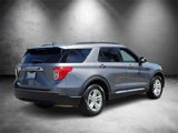 Used 2022 Ford Explorer XLT image 3