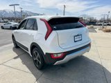 Used 2023 Kia Niro LX image 5