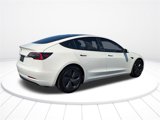 Used 2021 Tesla Model 3 Standard Range Plus image 3
