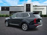 Used 2022 Kia Telluride S image 5