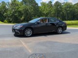Used 2017 Lexus ES 300h w/ Luxury Package image 3