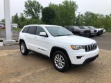 Used 2021 Jeep Grand Cherokee Laredo image 3