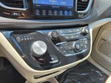 Used 2017 Chrysler Pacifica Limited image 5