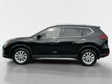 Used 2019 Nissan Rogue SV image 2