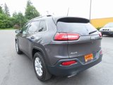 Used 2016 Jeep Cherokee Latitude w/ Cold Weather Group image 5
