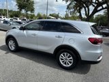 Used 2019 Kia Sorento L image 3