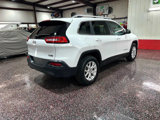 Used 2015 Jeep Cherokee Latitude image 4