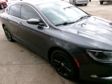 Used 2015 Chrysler 200 Limited image 3