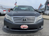 Used 2011 Toyota Avalon Limited image 2