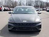 New 2025 Hyundai Elantra SEL image 2