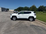 Used 2022 Jeep Compass Latitude image 3