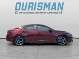 Used 2024 Nissan Sentra SV image 2