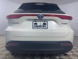 Used 2022 Toyota Venza LE image 6