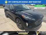 Used 2021 Ford Escape Titanium image 4