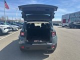 Used 2018 Jeep Renegade Latitude w/ Cold Weather Group image 5