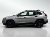 Used 2017 Jeep Cherokee Sport image 3