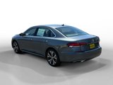 Used 2022 Volkswagen Passat 2.0T SE image 3