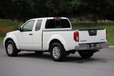 Used 2021 Nissan Frontier SV image 2