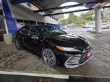 Used 2022 Toyota Camry XLE w/ Carpet Mat Package (TMS) image 3