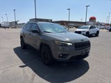 Used 2023 Jeep Cherokee Altitude Lux image 3