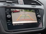 Used 2022 Volkswagen Tiguan SE image 3