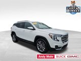 Used 2024 GMC Terrain SLT image 1
