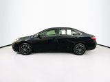 Used 2015 Toyota Camry LE image 4