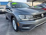 Used 2018 Volkswagen Tiguan SE image 2