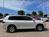 Used 2009 Toyota Highlander 2WD image 3