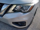 Used 2017 Nissan Pathfinder S image 5