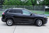 Used 2019 Jeep Cherokee Latitude w/ Cold Weather Group image 5