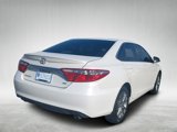 Used 2017 Toyota Camry SE image 3