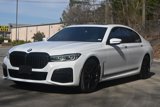 Used 2022 BMW 740i w/ M Sport Package image 5