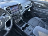 Used 2022 GMC Terrain SLT w/ Infotainment Package II image 5