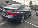 Used 2015 Toyota Camry SE image 3