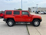 Used 2009 HUMMER H3 image 3