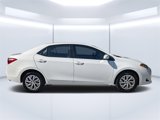 Used 2018 Toyota Corolla LE image 2