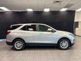 Used 2022 Chevrolet Equinox LS w/ LS Convenience Package image 2